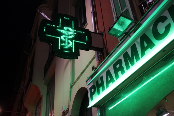 coordonnées pharmacie la plus proche