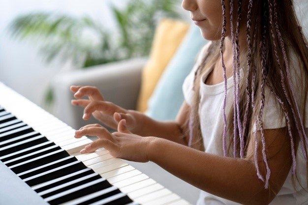 Comment prendre des cours de piano à la maison ?